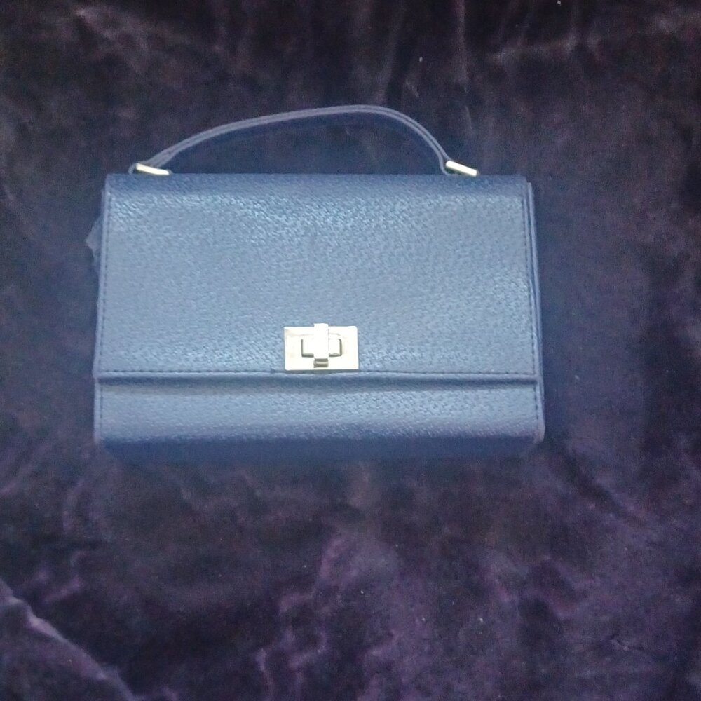 Vintage petite leather handbag